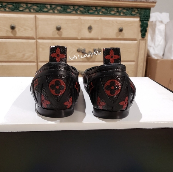 Louis Vuitton BLACK RED MONOGRAM REVIVAL BALLERINA - Picture 4 of 9